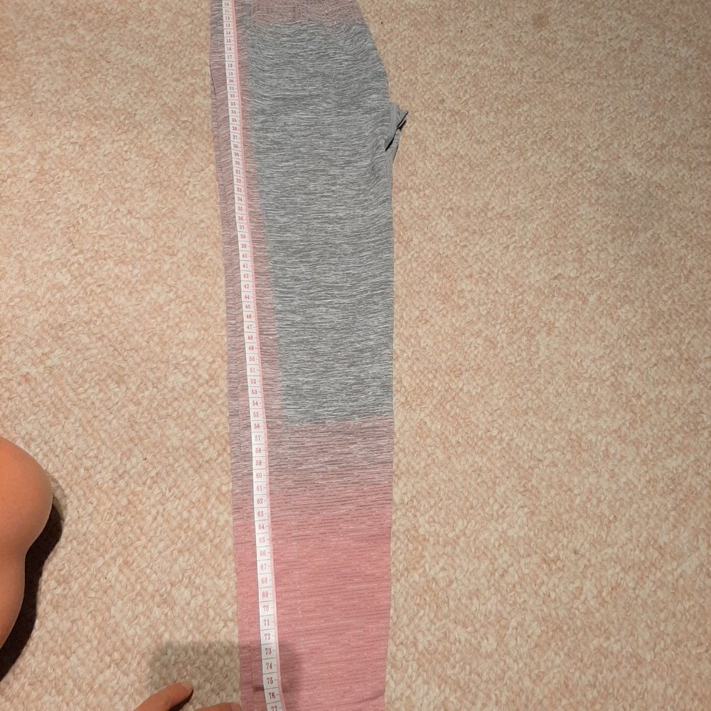 New Fitness Compression Leggings. - Picture 10 of 13